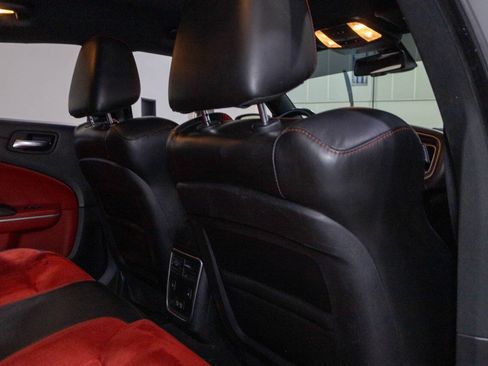 Used 2019 Dodge Charger Scat Pack w/ Plus Group RWD image 38