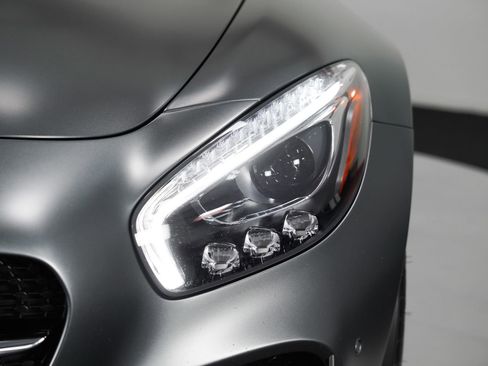 Used 2017 Mercedes-Benz AMG GT Coupe image 14