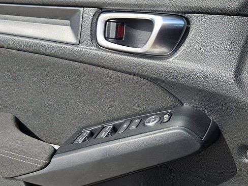 Used 2025 Honda Civic Sport image 13