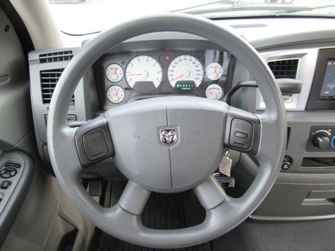 Used 2008 Dodge Ram 1500 Truck SLT image 10
