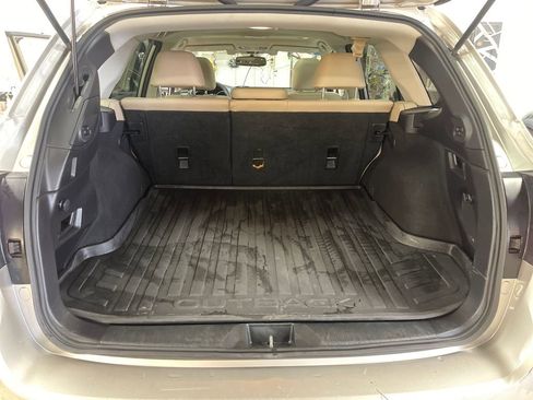 Used 2016 Subaru Outback 2.5i Limited image 23