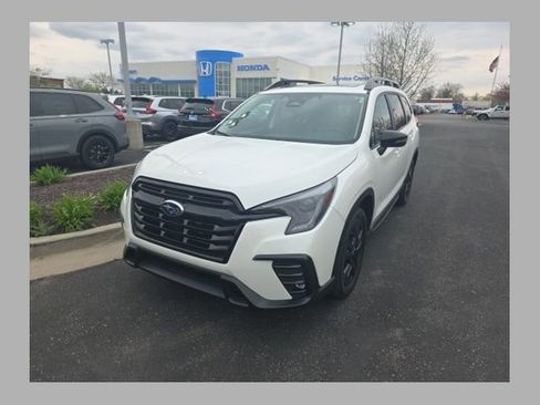 Used 2023 Subaru Ascent Onyx Edition image 1