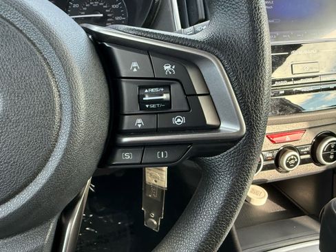 Used 2021 Subaru Crosstrek 2.0i image 21