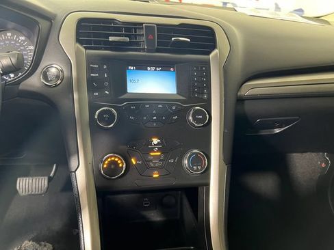 Used 2020 Ford Fusion S FWD image 18