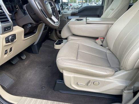 Used 2018 Ford F150 Lariat w/ Equipment Group 501A Mid image 9