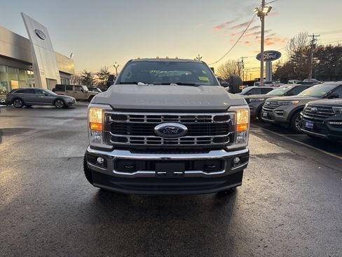New 2026 Ford F350 XLT w/ FX4 Off-Road Package image 2