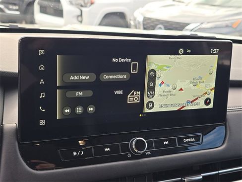 Used 2025 Mitsubishi Outlander SE image 25