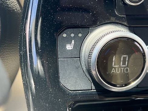 Used 2020 Toyota Highlander XLE AWD/4WD image 33