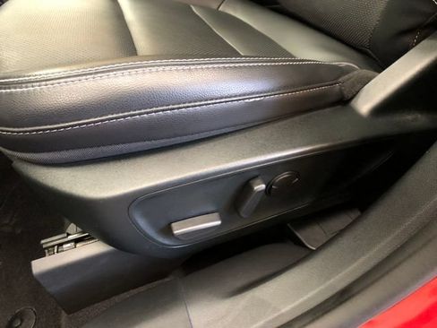 Certified 2022 Ford Escape Titanium AWD/4WD image 11
