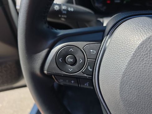 Used 2023 Toyota RAV4 SE image 35