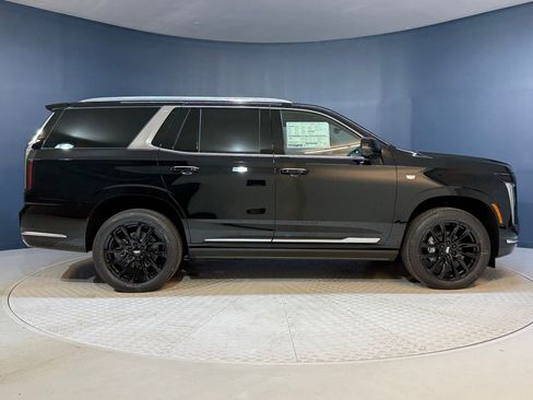 New 2026 Cadillac Escalade Luxury w/ Touring Package image 7