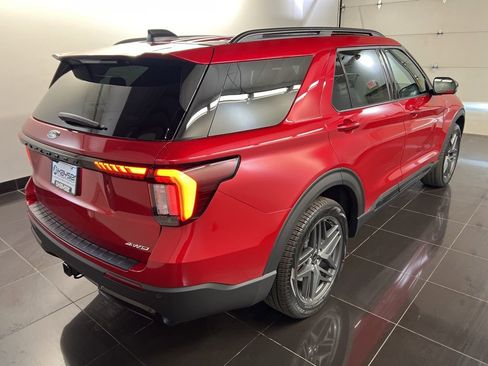 New 2026 Ford Explorer ST-Line AWD/4WD image 6
