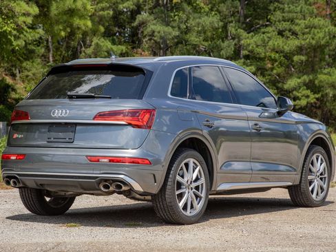 Used 2022 Audi SQ5 Prestige w/ Prestige Package AWD/4WD image 6
