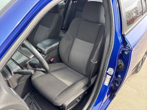 Used 2022 Dodge Charger SXT w/ Driver Convenience Group image 17