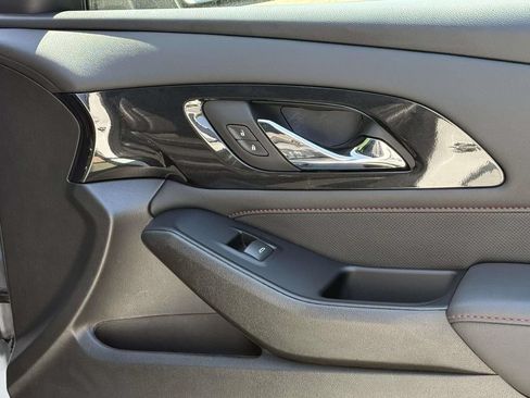 Used 2023 Chevrolet Traverse RS w/ LPO, Floor Liner Package AWD/4WD image 8