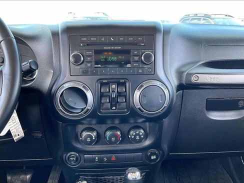 Used 2014 Jeep Wrangler Unlimited Sport w/ Quick Order Package 24S image 23