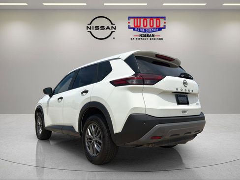Used 2023 Nissan Rogue S AWD/4WD image 4