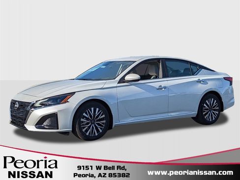 New 2025 Nissan Altima 2.5 SV image 1