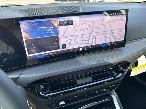 New 2027 BMW 430i Coupe w/ M Sport Package AWD/4WD image 16