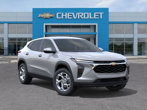New 2026 Chevrolet Trax LS w/ LS Convenience Package image 12