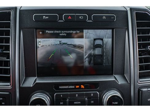 Used 2018 Ford F150 Lariat w/ Equipment Group 502A Luxury AWD/4WD image 16
