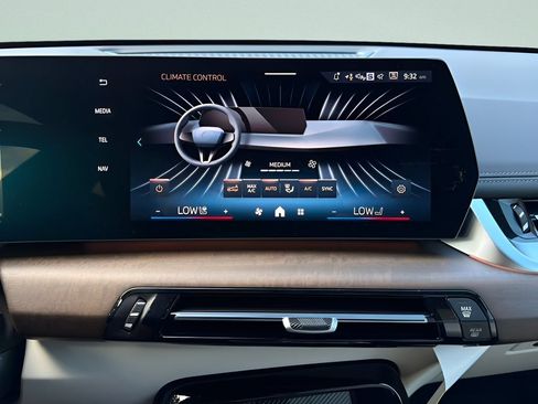 New 2026 BMW X1 xDrive28i w/ Convenience Package AWD/4WD image 18