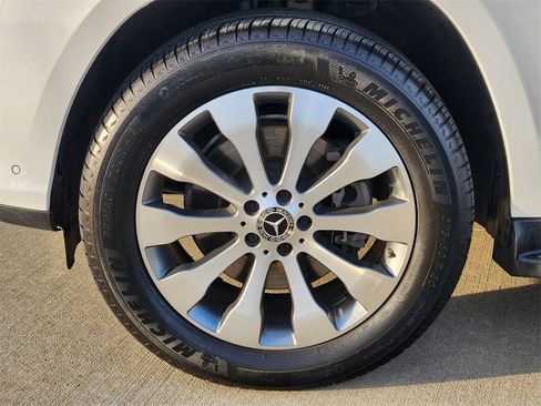 Used 2018 Mercedes-Benz GLS 450 4MATIC image 10