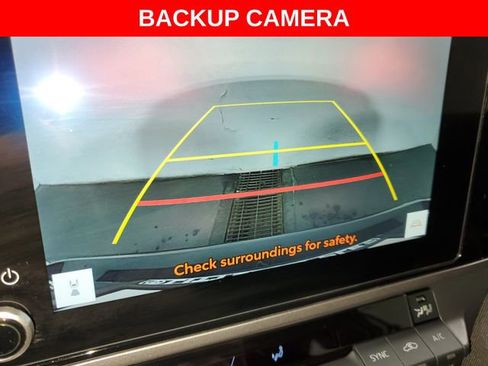 Used 2025 Toyota Camry LE image 17