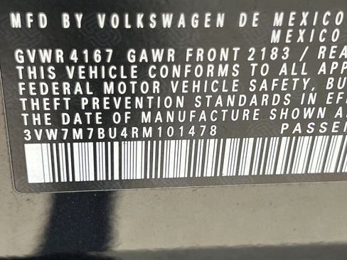 Used 2024 Volkswagen Jetta SE w/ Panoramic Sunroof Package FWD image 12