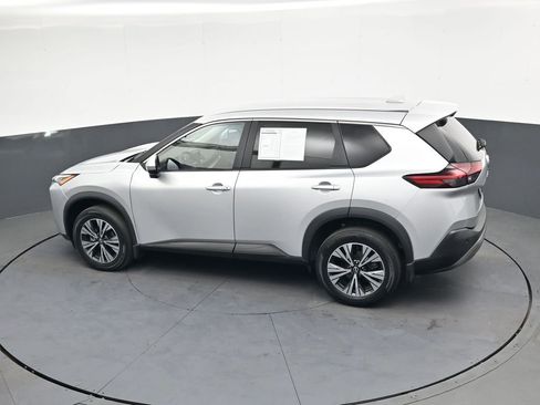 Used 2023 Nissan Rogue SV FWD image 33