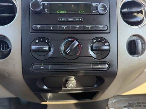 Used 2004 Ford F150 XLT image 5