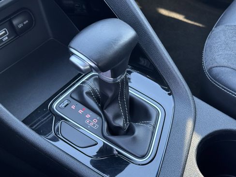 Used 2017 Kia Niro EX image 31