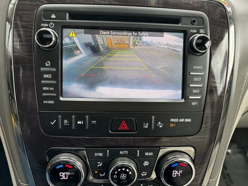 Used 2017 Buick Enclave Premium w/ Experience Buick Package image 28