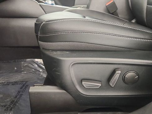 Used 2022 Ford Escape SEL image 14