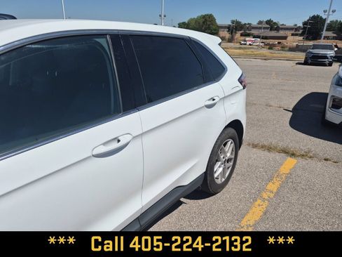 Used 2024 Ford Edge SEL AWD/4WD image 8