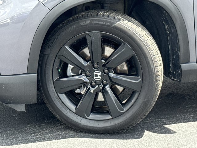 Certified 2025 Honda Pilot Black Edition image 42