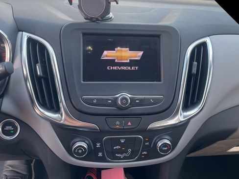 Used 2024 Chevrolet Equinox LS w/ LS Convenience Package image 10