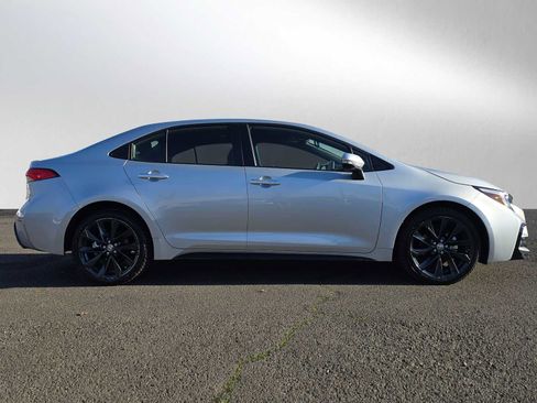 Certified 2024 Toyota Corolla SE w/ SE Premium Package image 2