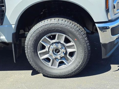 New 2025 Ford F250 Lariat w/ Lariat Ultimate Package image 4