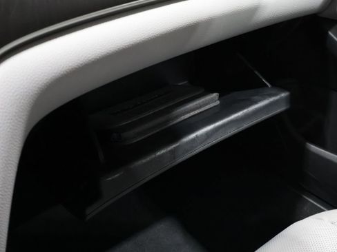 Used 2018 Honda Accord Touring image 36