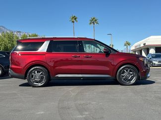 New 2026 Kia Carnival SX video 2