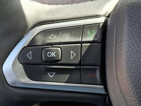 Certified 2023 Jeep Compass Latitude w/ Sun and Sound Group image 23