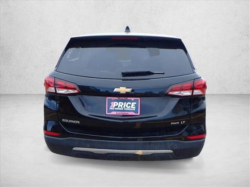 Used 2023 Chevrolet Equinox LT w/ Driver Convenience Package image 3