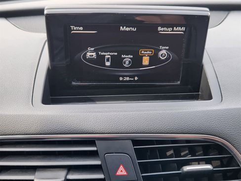 Used 2017 Audi Q3 2.0T Premium Plus w/ Premium Plus Package image 16