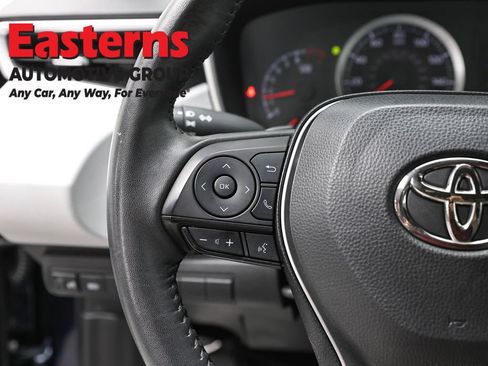 Used 2022 Toyota Corolla SE FWD image 15