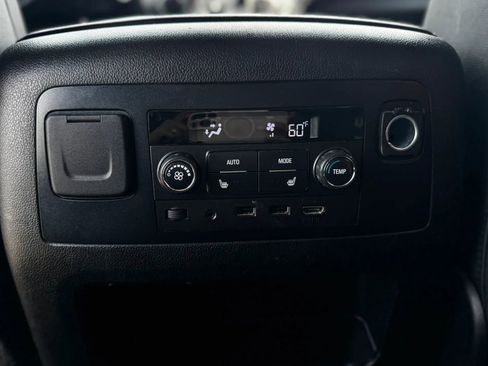 Used 2018 Chevrolet Tahoe LT AWD/4WD image 17