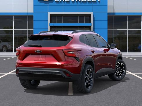 New 2026 Chevrolet Trax RS w/ Driver Confidence Package FWD image 4