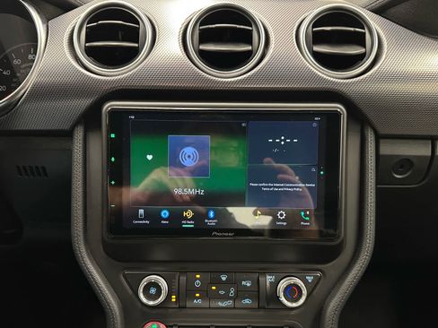Used 2022 Ford Mustang GT RWD image 27