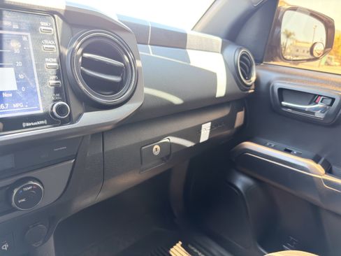 Used 2021 Toyota Tacoma TRD Sport w/ Technology Package RWD image 32