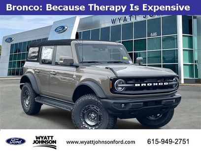 New 2025 Ford Bronco Outer Banks w/ Sasquatch Package